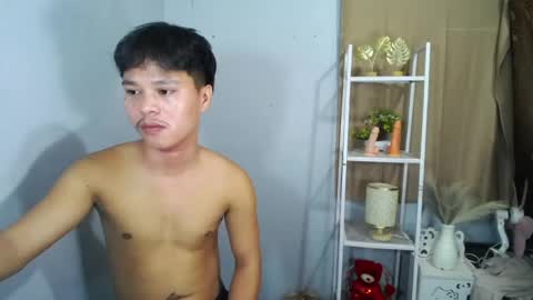 ken8804 online show from April 16, 8:31 pm