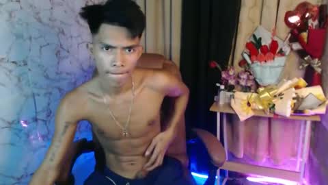 ken_minjun online show from March 6, 10:34 am