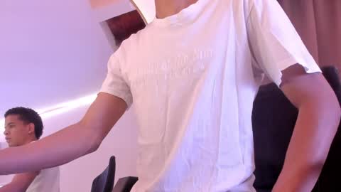 Julian Rivera   online show from April 2, 6:38 pm