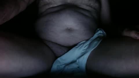 Snapshot of ken_wxman chatting on January 1, 8:35 am ken_wxman online show from January 1, 8:35 am