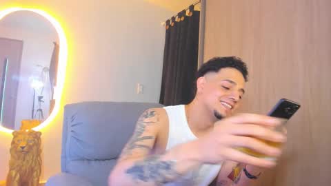 kendel_dimitri online show from January 22, 7:03 am