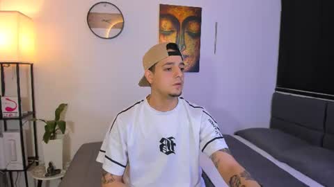 kendel_dimitri online show from July 12, 3:41 am