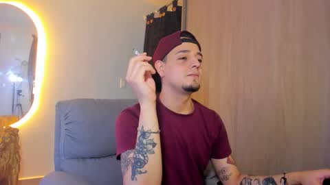 kendel_dimitri online show from February 17, 5:04 am