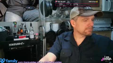 Snapshot of kenkuddles chatting on January 21, 6:34 am Ken Kuddles online show from January 21, 6:34 am