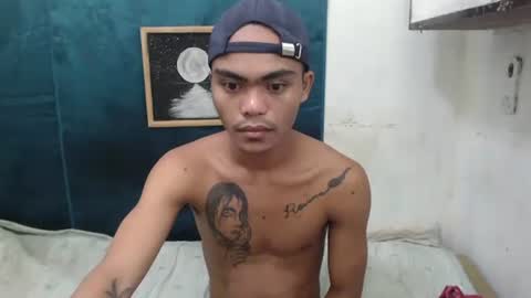 kenneth_jeey online show from September 19, 3:40 am