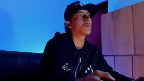 Kenny online show from October 9, 1:10 am