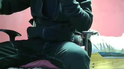 Snapshot of kev19922 chatting on December 27, 8:39 pm kev19922 online show from December 27, 8:39 pm