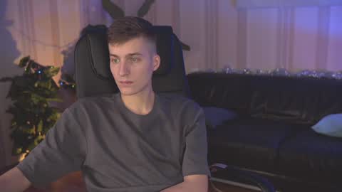 Kevin online show from December 6, 3:22 pm