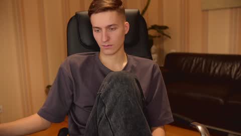 Kevin online show from February 8, 4:14 pm