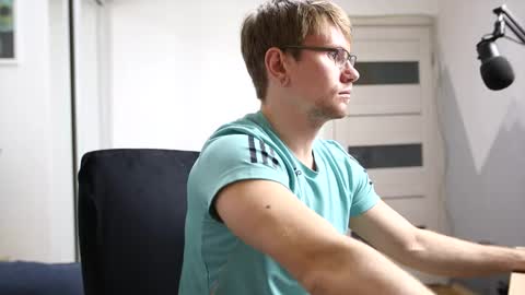 Kev online show from December 17, 8:54 am