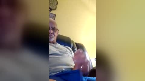 kevinhardass online show from July 1, 11:00 am