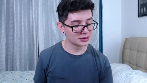 Kevin online show from October 3, 3:11 am