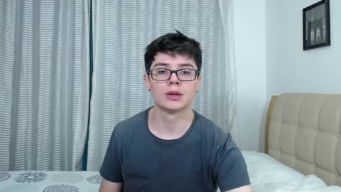 Kevin online show from October 16, 2:08 am