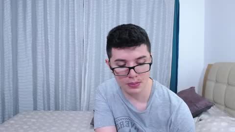 Kevin online show from February 11, 12:37 am