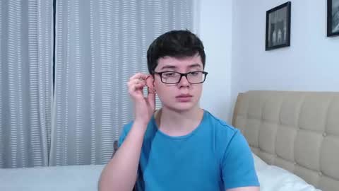 Kevin online show from October 12, 2:49 am