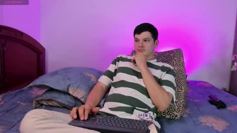 kevin and ottis online show from April 18, 2:57 am