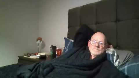 kevlooking4sez online show from March 21, 1:53 am