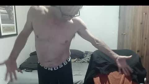 kevwestunder9696 online show from October 18, 11:04 am