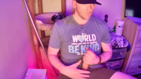 KevKev online show from April 18, 11:00 am