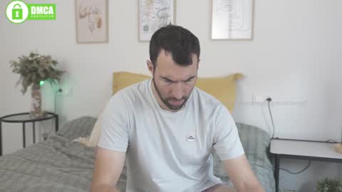 Manu online show from March 6, 9:47 am