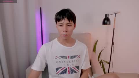 Kim Lian online show from February 7, 9:05 am