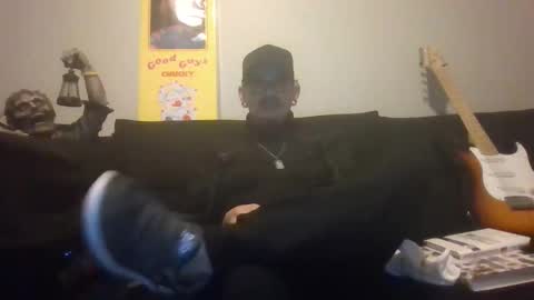 Snapshot of king761987 chatting on October 23, 3:43 am king761987 online show from October 23, 3:43 am