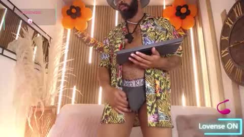 Snapshot of king_mallik chatting on October 16, 2:47 pm Malik  online show from October 16, 2:47 pm