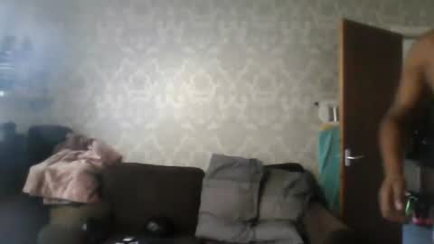 Kingcumcusted online show from August 1, 2:27 pm