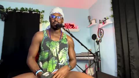 KC online show from February 8, 1:33 pm