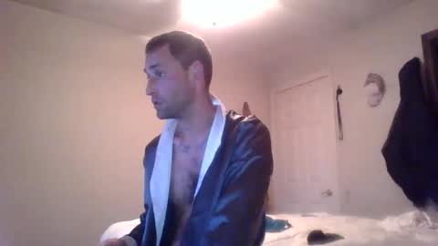 kingd238er online show from April 26, 8:38 pm