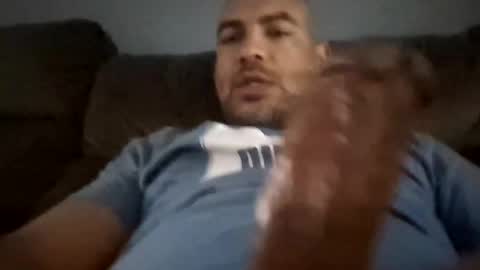 Snapshot of kingelizar12 chatting on October 21, 5:49 pm kingelizar12 online show from October 21, 5:49 pm