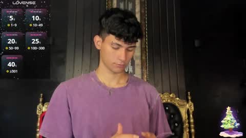  A L E X  online show from December 21, 4:52 am