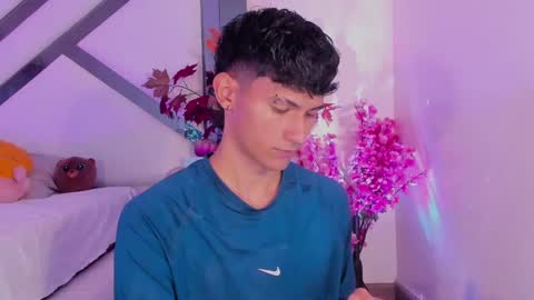  A L E X  online show from January 13, 10:03 pm