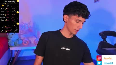  A L E X  online show from October 9, 9:52 pm