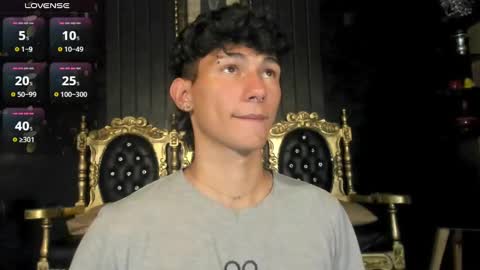  A L E X  online show from December 3, 2:56 am