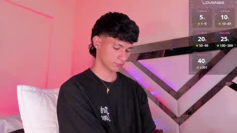  A L E X  online show from January 28, 4:18 am