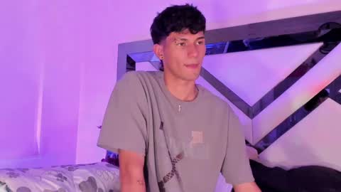  A L E X  online show from January 31, 4:25 am