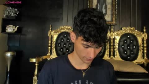  A L E X  online show from December 24, 5:05 am