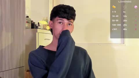  A L E X  online show from March 12, 4:30 am