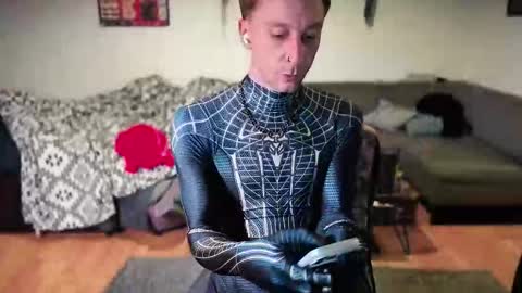 kinky_spidey online show from October 12, 2:16 am
