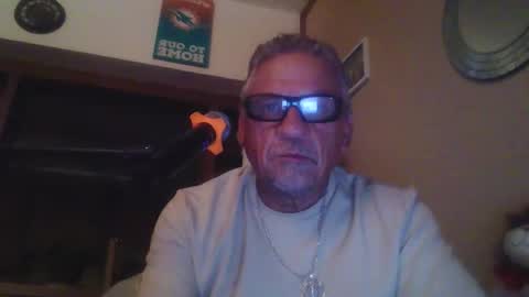 coolassmofo online show from May 3, 6:43 pm