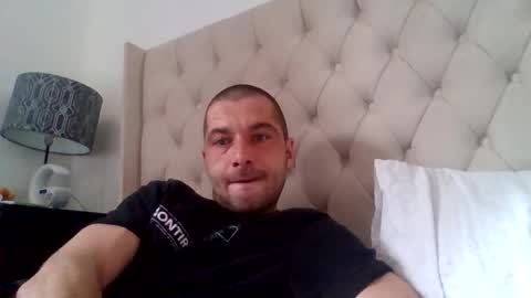 kinkycouple147 online show from April 4, 2:47 pm