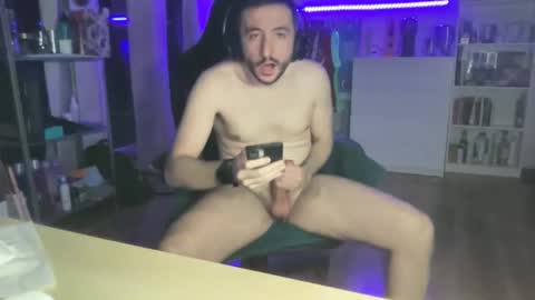 cachonlolo31 online show from February 19, 7:05 pm