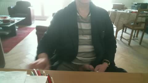 kisslog1 online show from February 8, 8:52 am