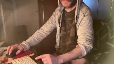 kissofbanned1983 online show from March 18, 9:23 am