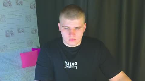 Snapshot of kittenmur chatting on September 20, 9:37 pm Vlad online show from September 20, 9:37 pm