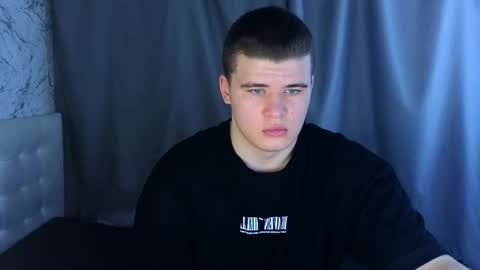 Snapshot of kittenmur chatting on January 24, 6:03 am Vlad online show from January 24, 6:03 am