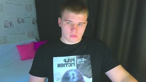 Snapshot of kittenmur chatting on September 11, 9:25 pm Vlad online show from September 11, 9:25 pm