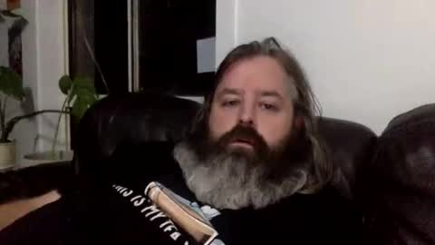 Kiwiabroad online show from January 8, 2:22 pm