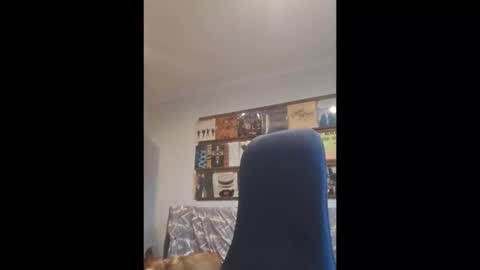 Snapshot of kiwigramps chatting on October 2, 7:07 pm KiwiGramps online show from October 2, 7:07 pm